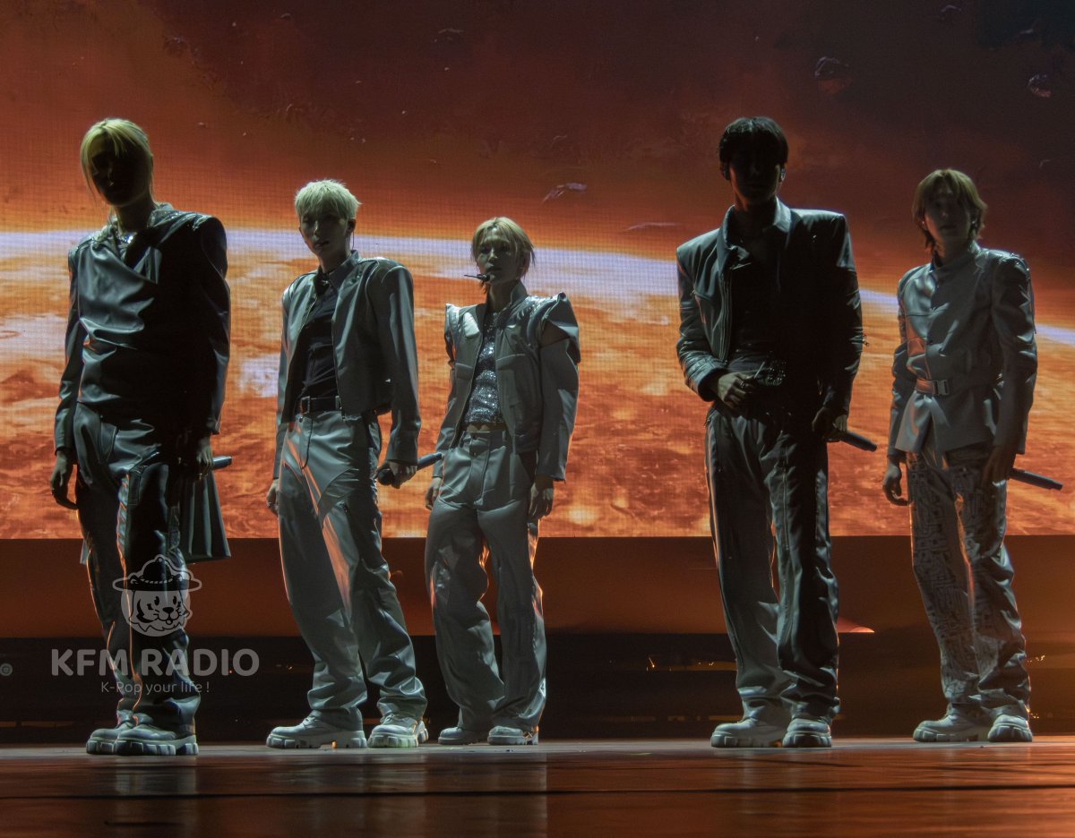  P1Harmony sets Paris ablaze with the UTOPIA tour! 